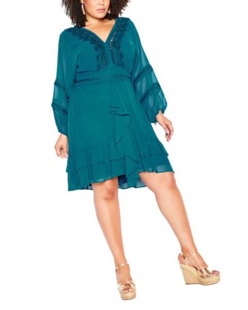 Front of a model wearing a size XXS DRESS SWEETHEART in Teal by City Chic. | dia_product_style_image_id:273094